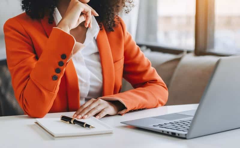 Cursuri ONLINE de limba engleză pentru adulți Big Ben School